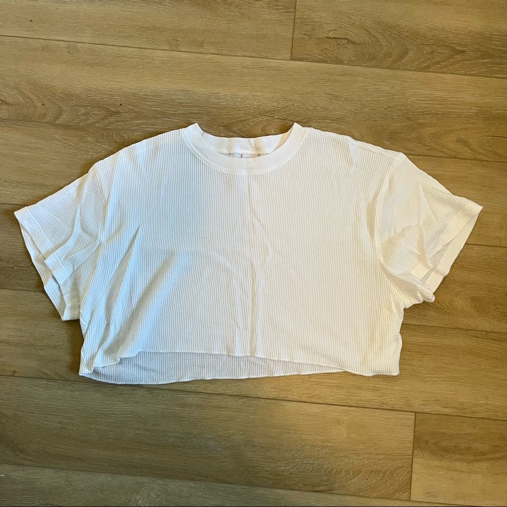 Aritzia TNA Cropped Waffle Tee